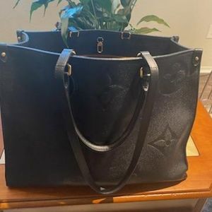 Louis vuitton on the Go Gm